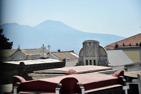 RACKET POMPE FUNEBRI, ORDINANZA CAUTELARE PER 45 PERSONE